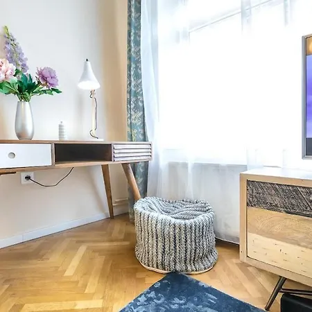 Stylishcozy Апартаменты Брашов